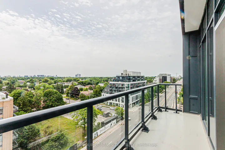 700 Sheppard Avenue W 904, Toronto C06, ON M3H 0G5