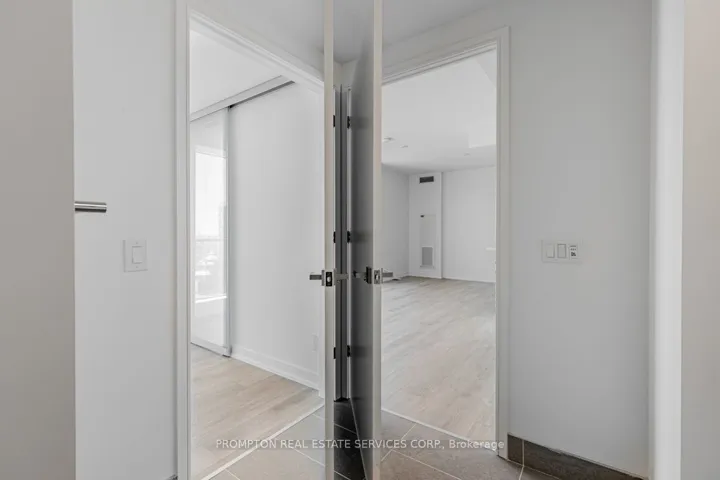 3 Gloucester Street 4503, Toronto C08, ON M4Y 0C6