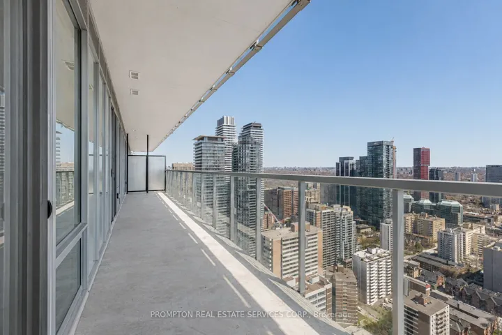 3 Gloucester Street 4503, Toronto C08, ON M4Y 0C6