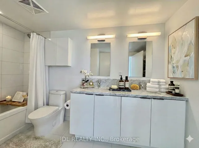 238 Simcoe Street 3709, Toronto C01, ON M5T 0E2