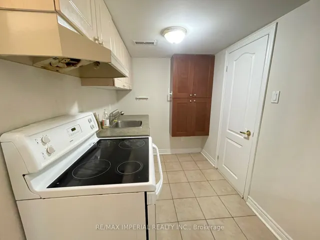 119 Wedgewood Drive Bsmt, Toronto C14, ON M2M 2H6