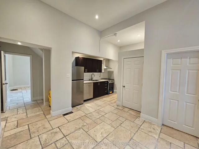 550 Yonge Street 2f, Toronto C01, ON M4Y 1Y8