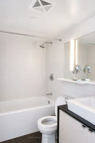 72 Esther Shiner Boulevard 717, Toronto C15, ON M2K 2X9