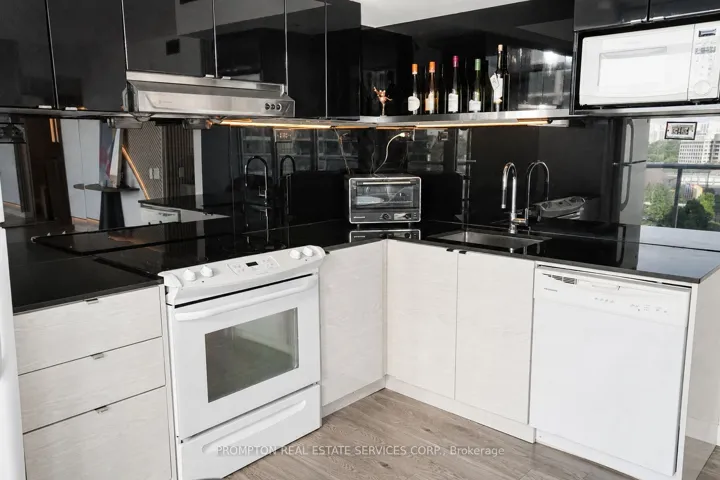 72 Esther Shiner Boulevard 717, Toronto C15, ON M2K 2X9