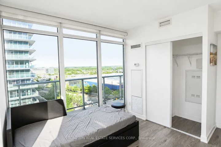 72 Esther Shiner Boulevard 717, Toronto C15, ON M2K 2X9