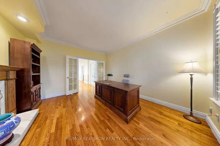 352 Deloraine Avenue, Toronto C04, ON M5M 2B6