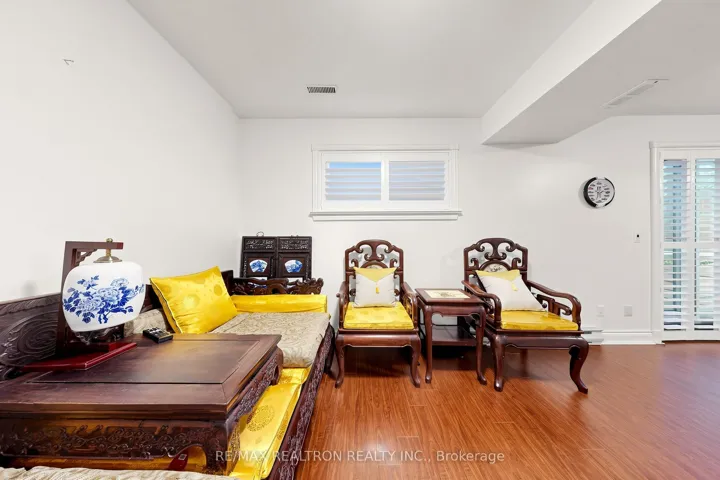 352 Deloraine Avenue, Toronto C04, ON M5M 2B6