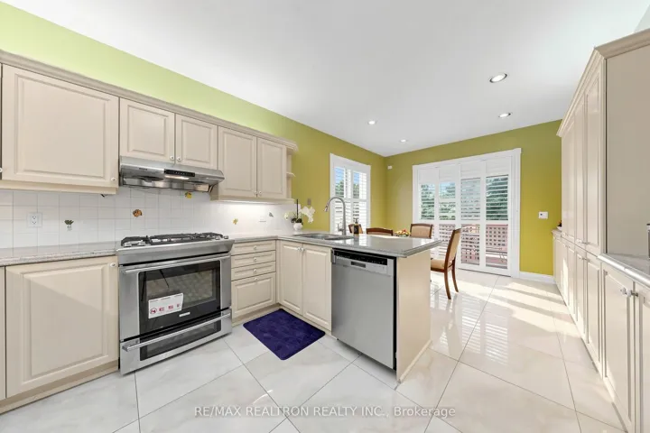 352 Deloraine Avenue, Toronto C04, ON M5M 2B6