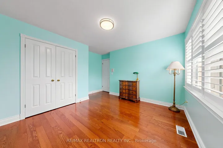 352 Deloraine Avenue, Toronto C04, ON M5M 2B6