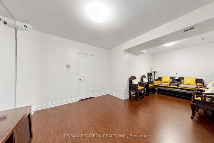 352 Deloraine Avenue, Toronto C04, ON M5M 2B6