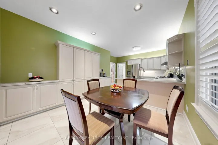 352 Deloraine Avenue, Toronto C04, ON M5M 2B6