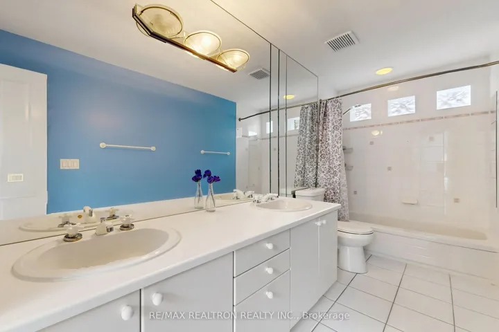 352 Deloraine Avenue, Toronto C04, ON M5M 2B6