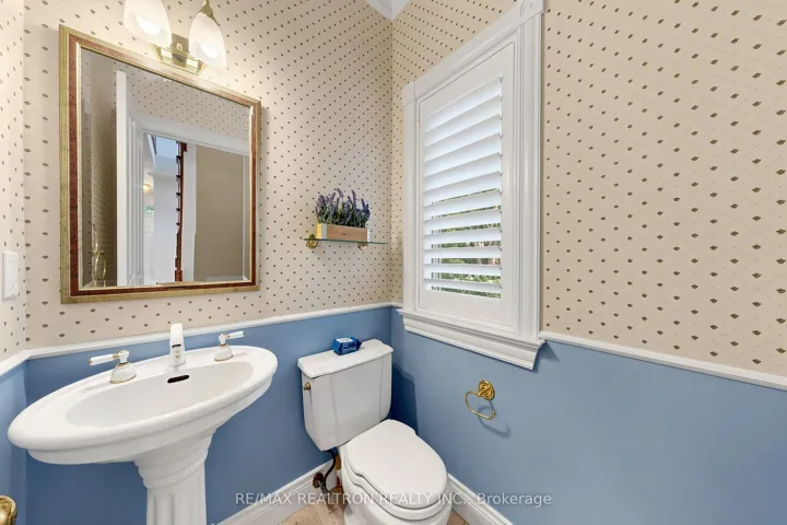 352 Deloraine Avenue, Toronto C04, ON M5M 2B6