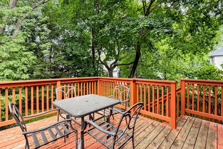 352 Deloraine Avenue, Toronto C04, ON M5M 2B6