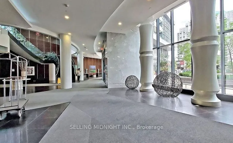 5162 Yonge Street Ph301, Toronto C07, ON M2N 5P6