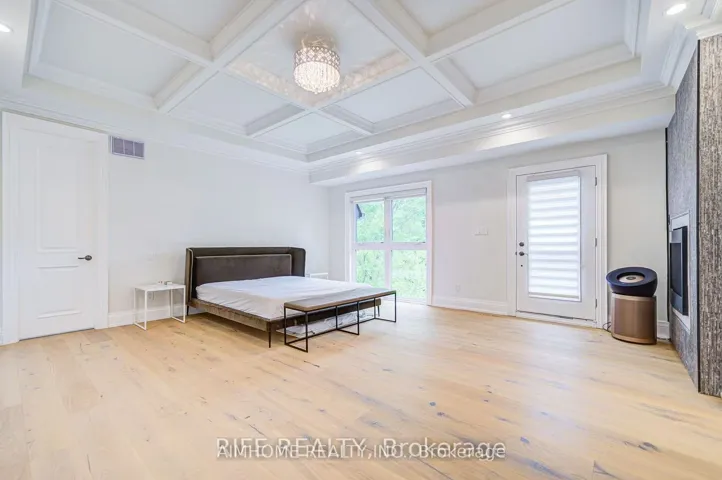 103 Burndale Avenue, Toronto C07, ON M2N 1S8
