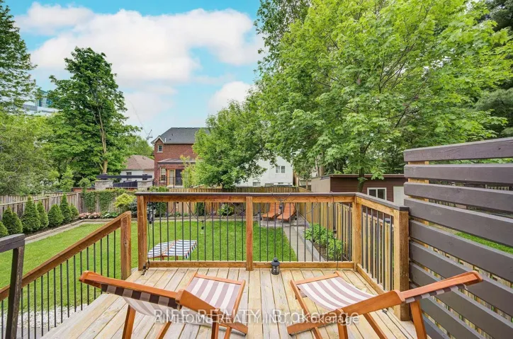 103 Burndale Avenue, Toronto C07, ON M2N 1S8
