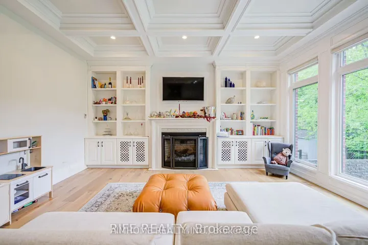 103 Burndale Avenue, Toronto C07, ON M2N 1S8