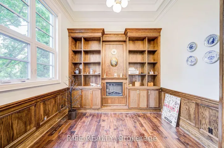 103 Burndale Avenue, Toronto C07, ON M2N 1S8