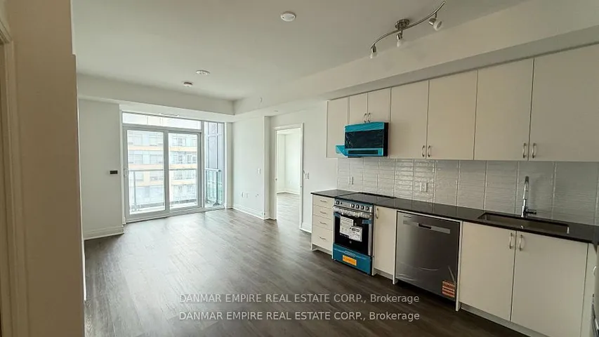 700 Sheppard Avenue W 717, Toronto C06, ON M3H 0G5