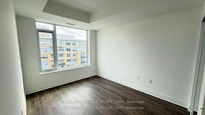 700 Sheppard Avenue W 717, Toronto C06, ON M3H 0G5