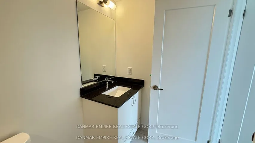 700 Sheppard Avenue W 717, Toronto C06, ON M3H 0G5