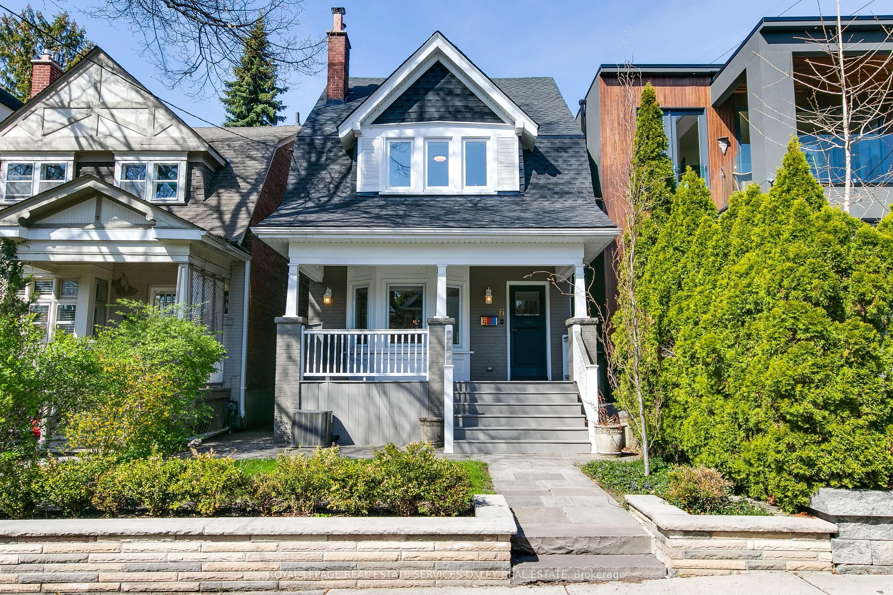 Detached Home For Sale | C13536990