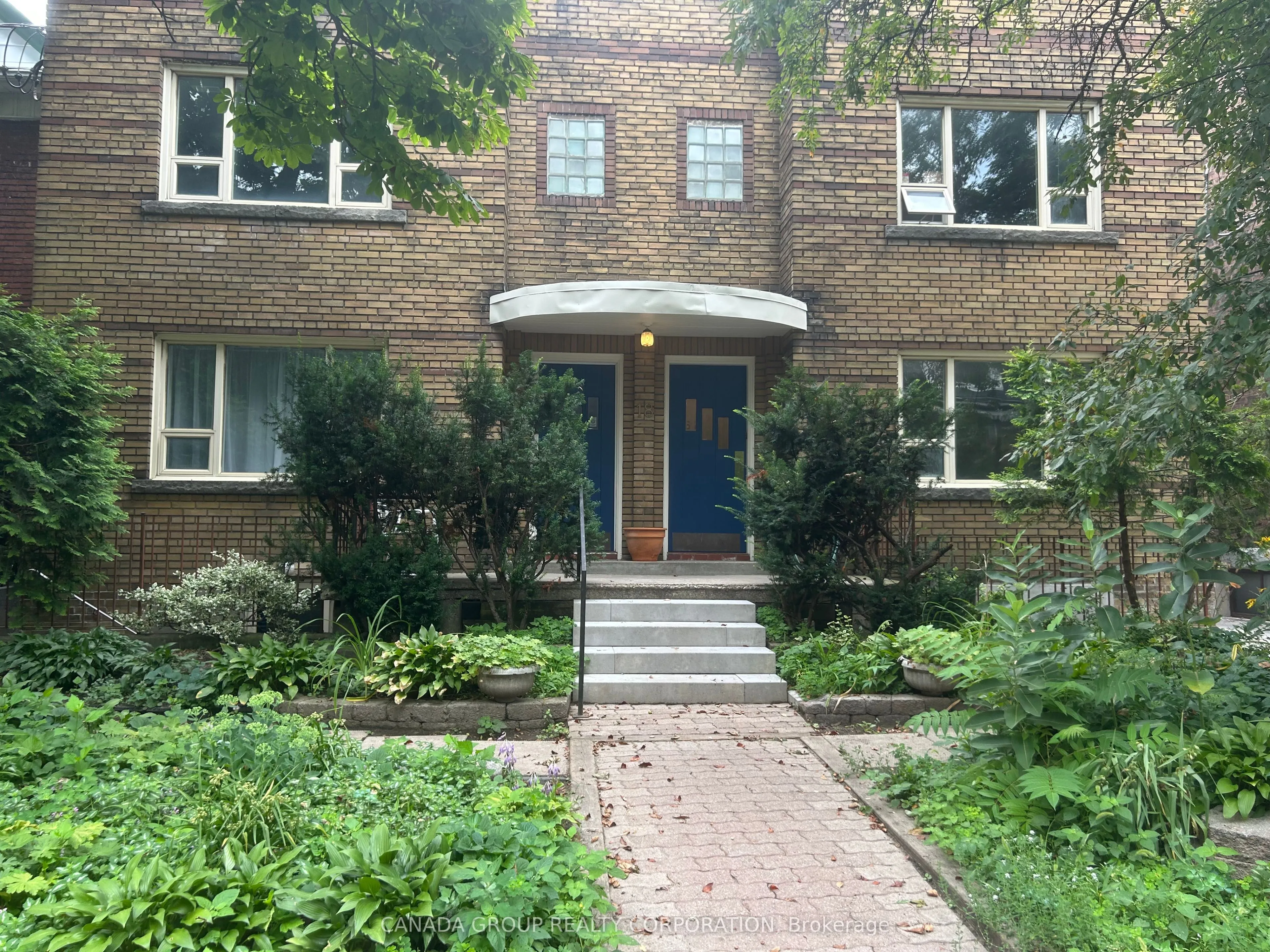 Multiplex For Lease | C13539572