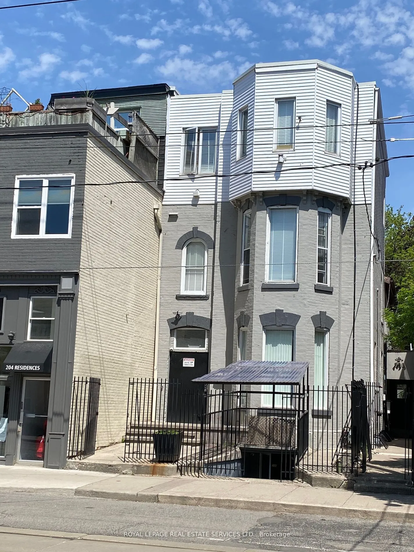 Detached Home For Lease | C13548002