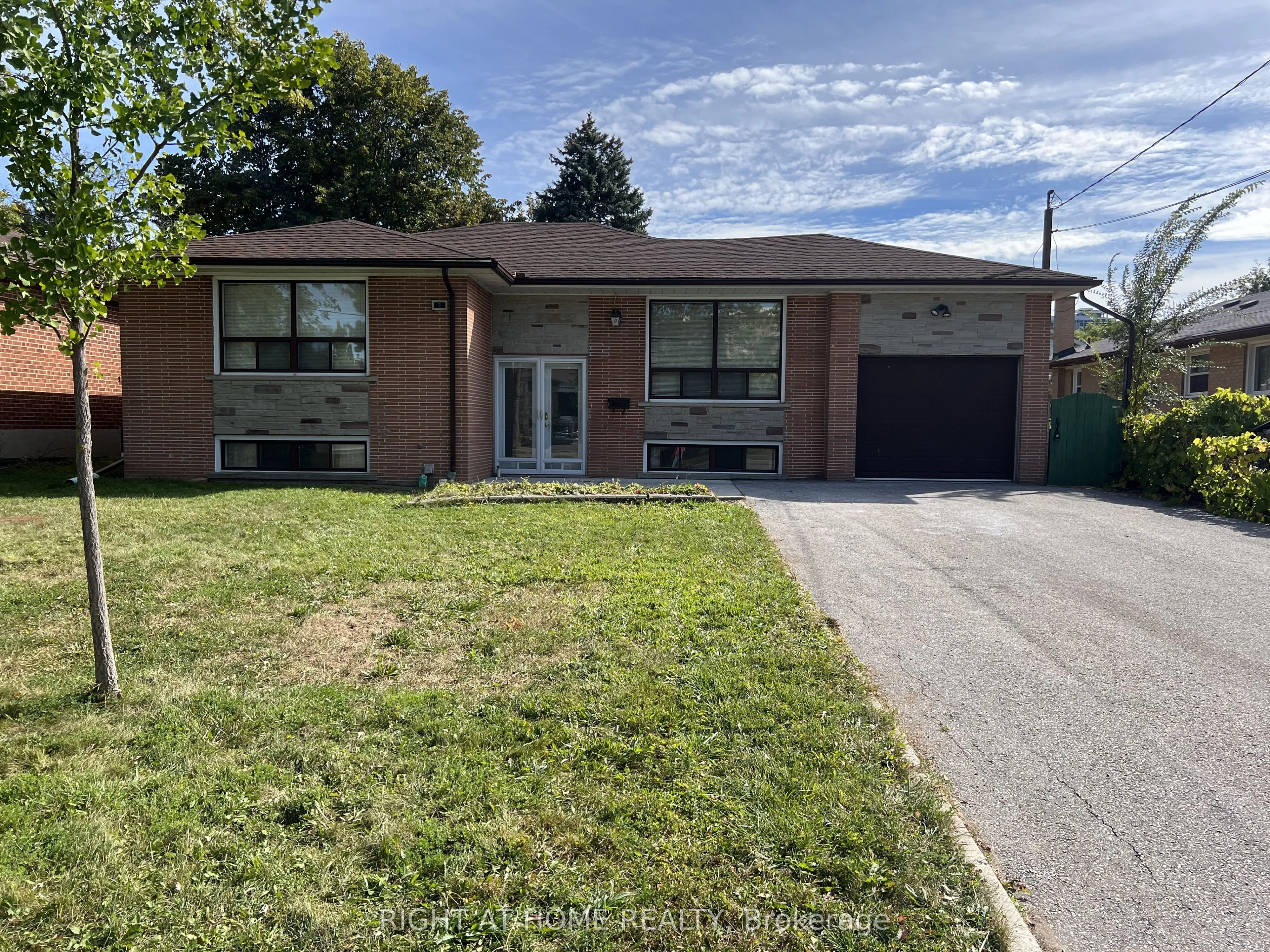 Detached Home For Lease | C13554250