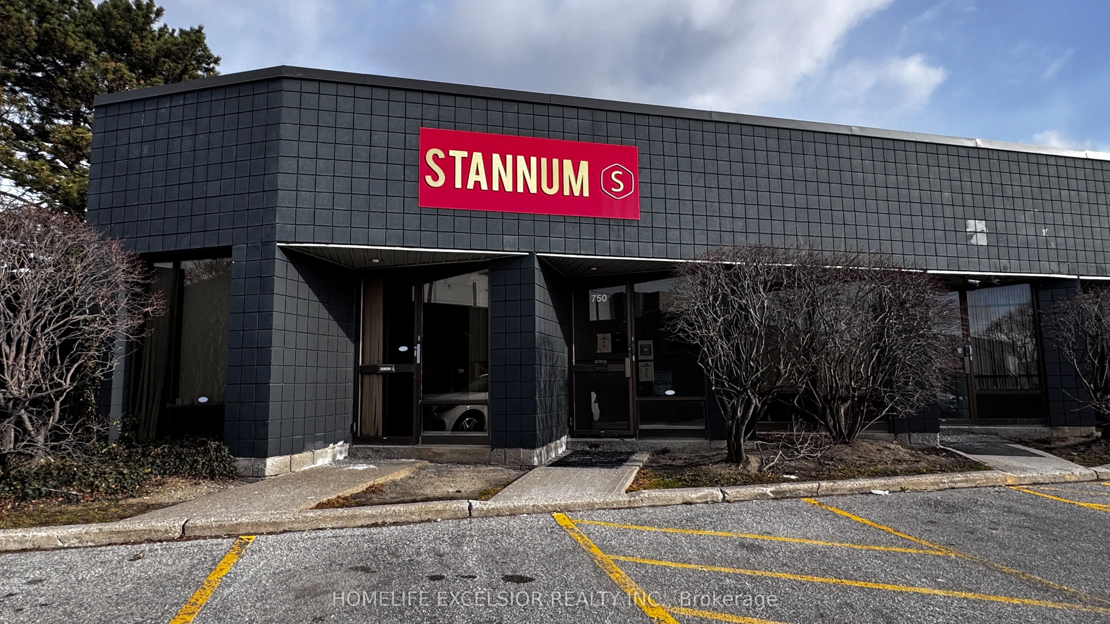 Industrial Property For Lease | C13555064