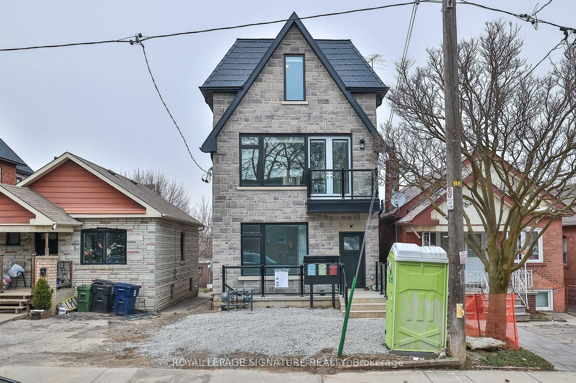 Detached Home For Lease | C13557128