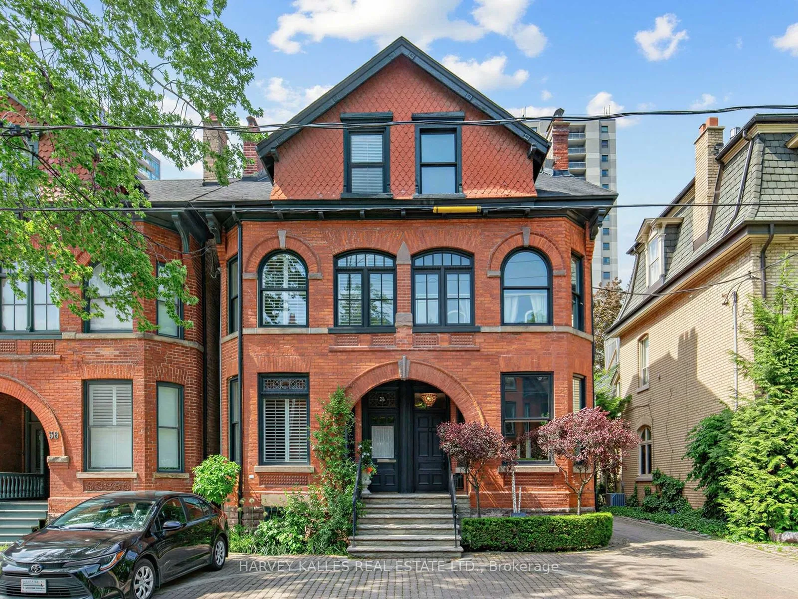Semi-Detached Home For Sale | C13558946