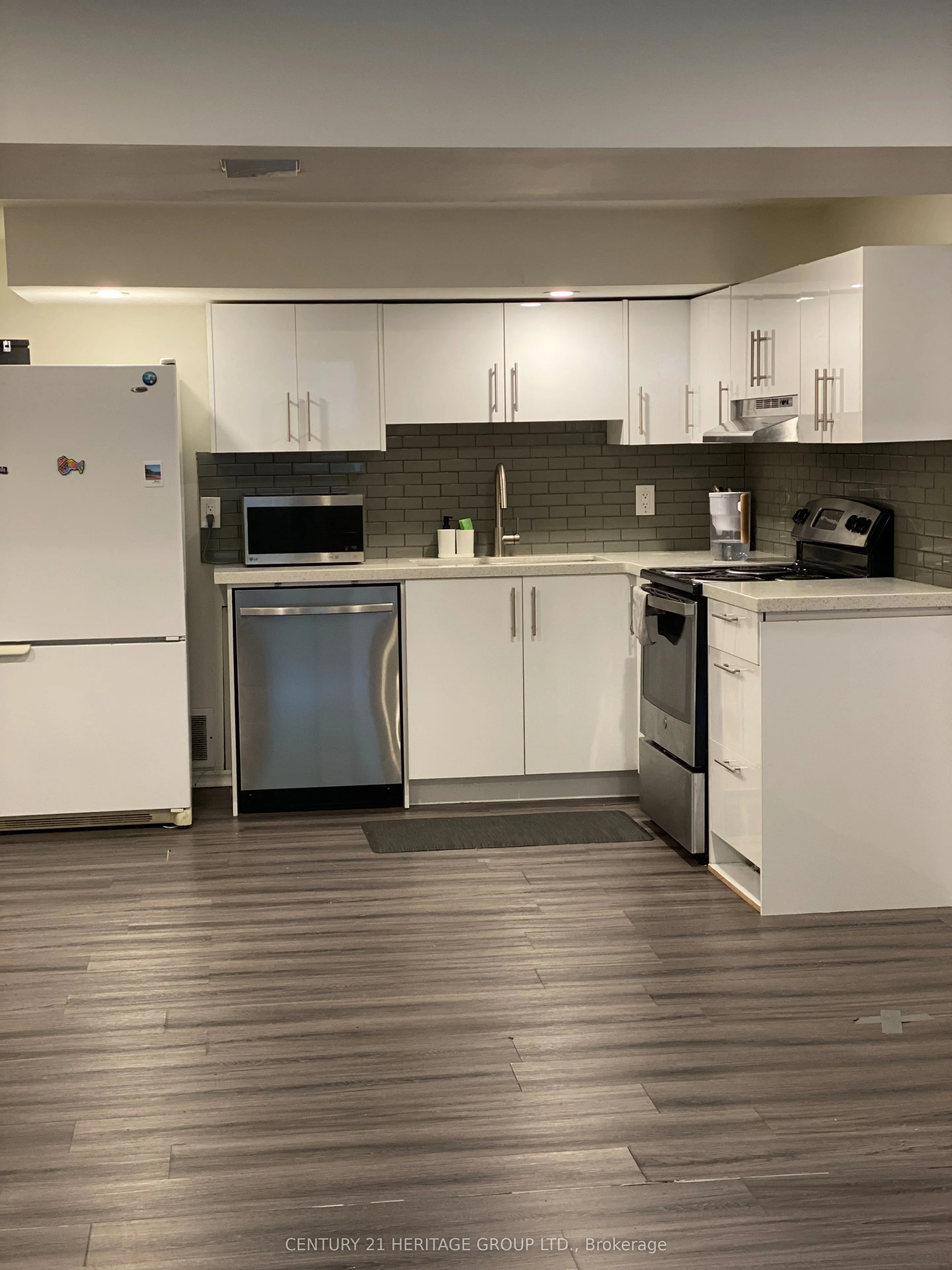 Semi-Detached Home For Lease | C13558952