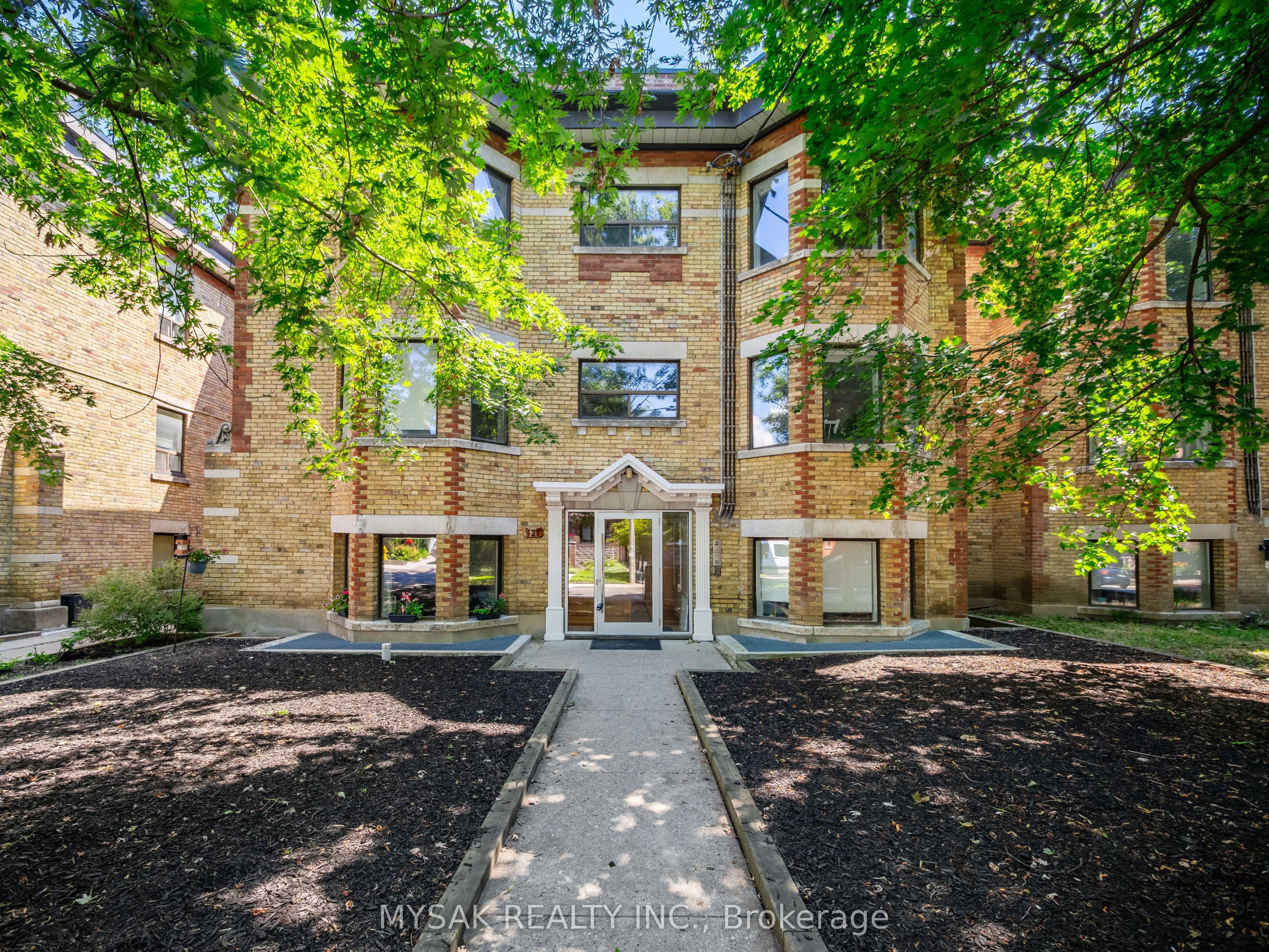 Multiplex For Sale | C13559278