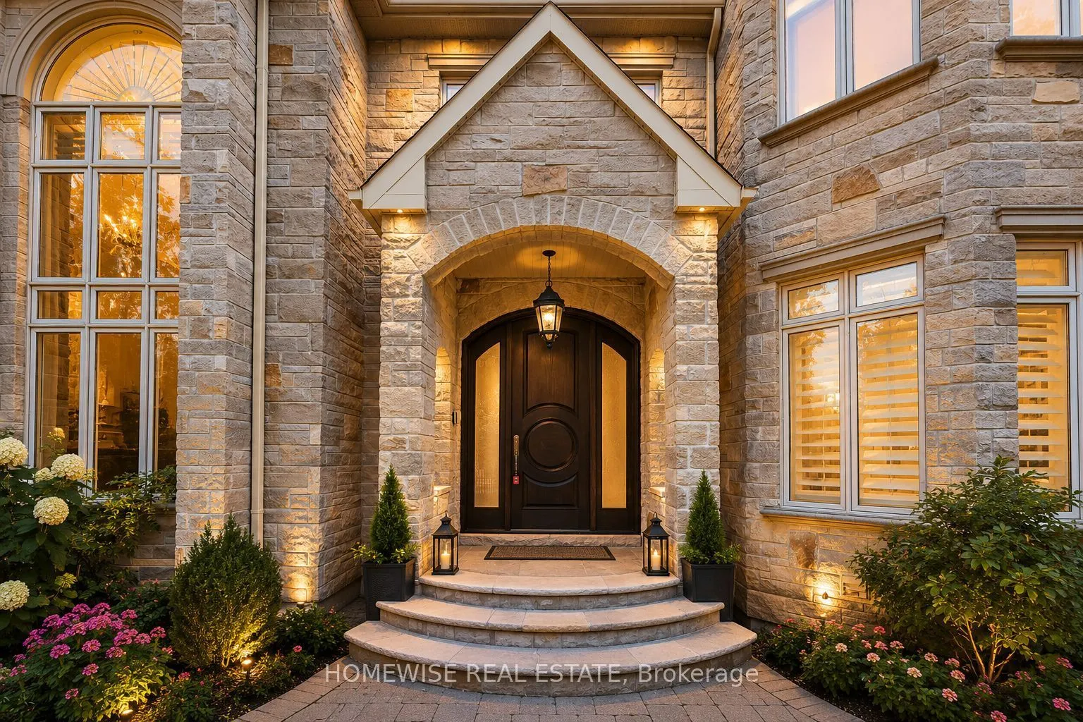 Detached Home For Sale | C13559460