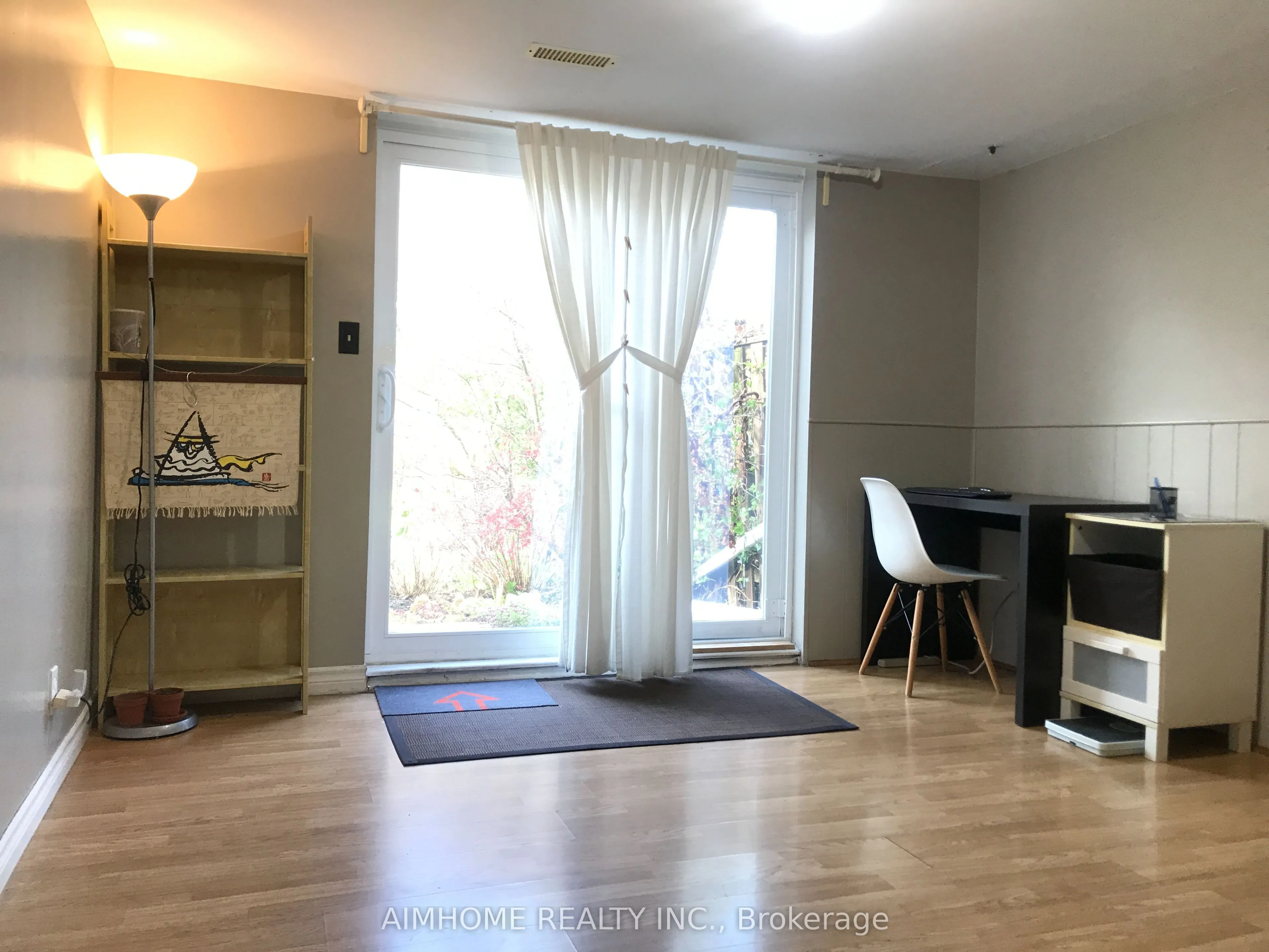 Semi-Detached Home For Lease | C13559626