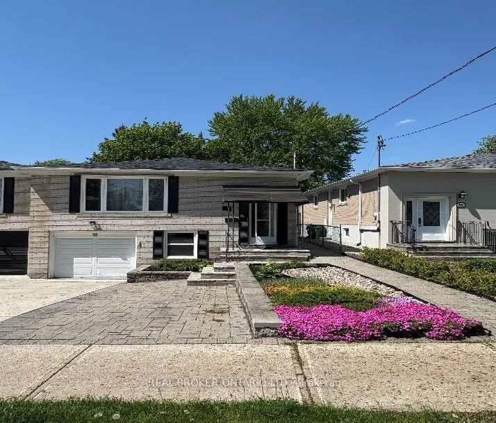 Semi-Detached Home For Lease | C13569868