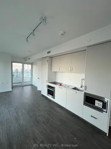 88 Queen Street E 3003, Toronto C08, ON L3T 0C7