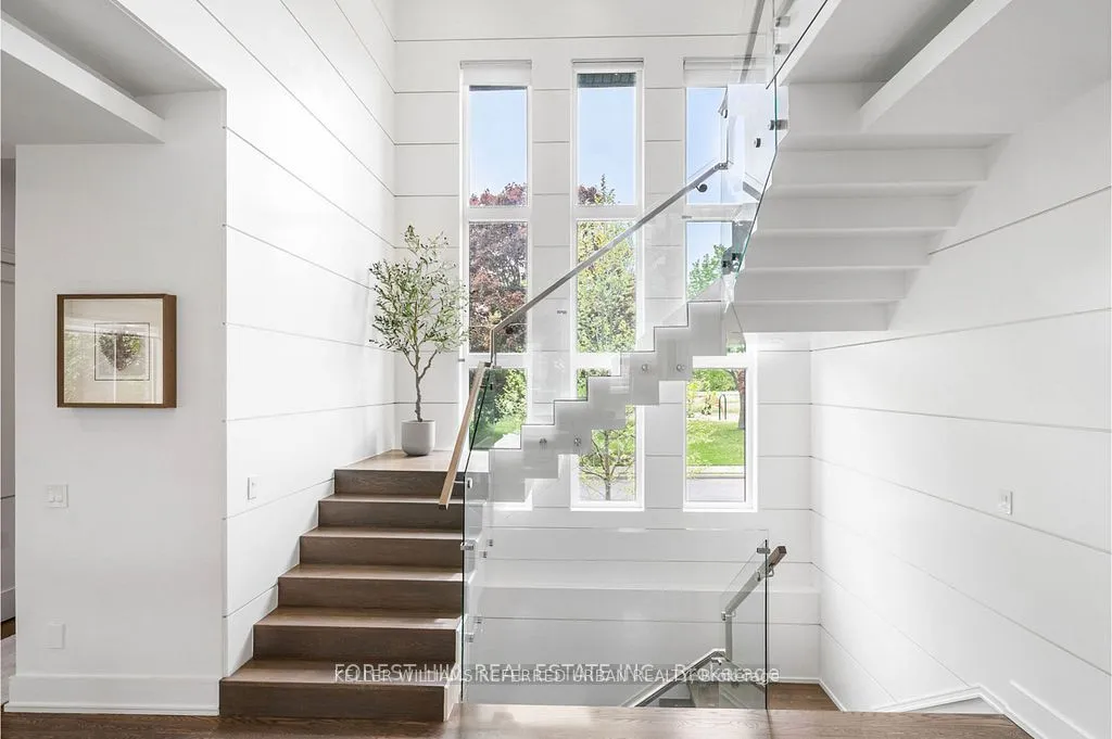 Detached Home For Sale | C13575672
