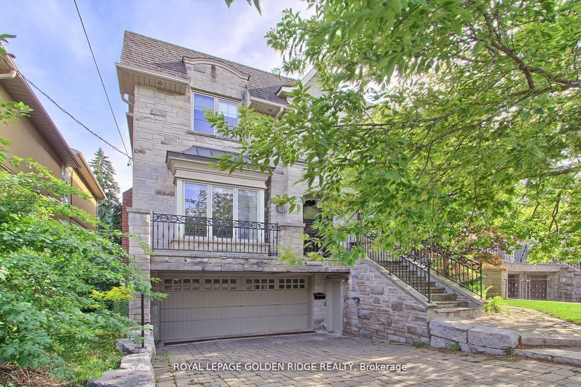 Detached Home For Sale | C13584906