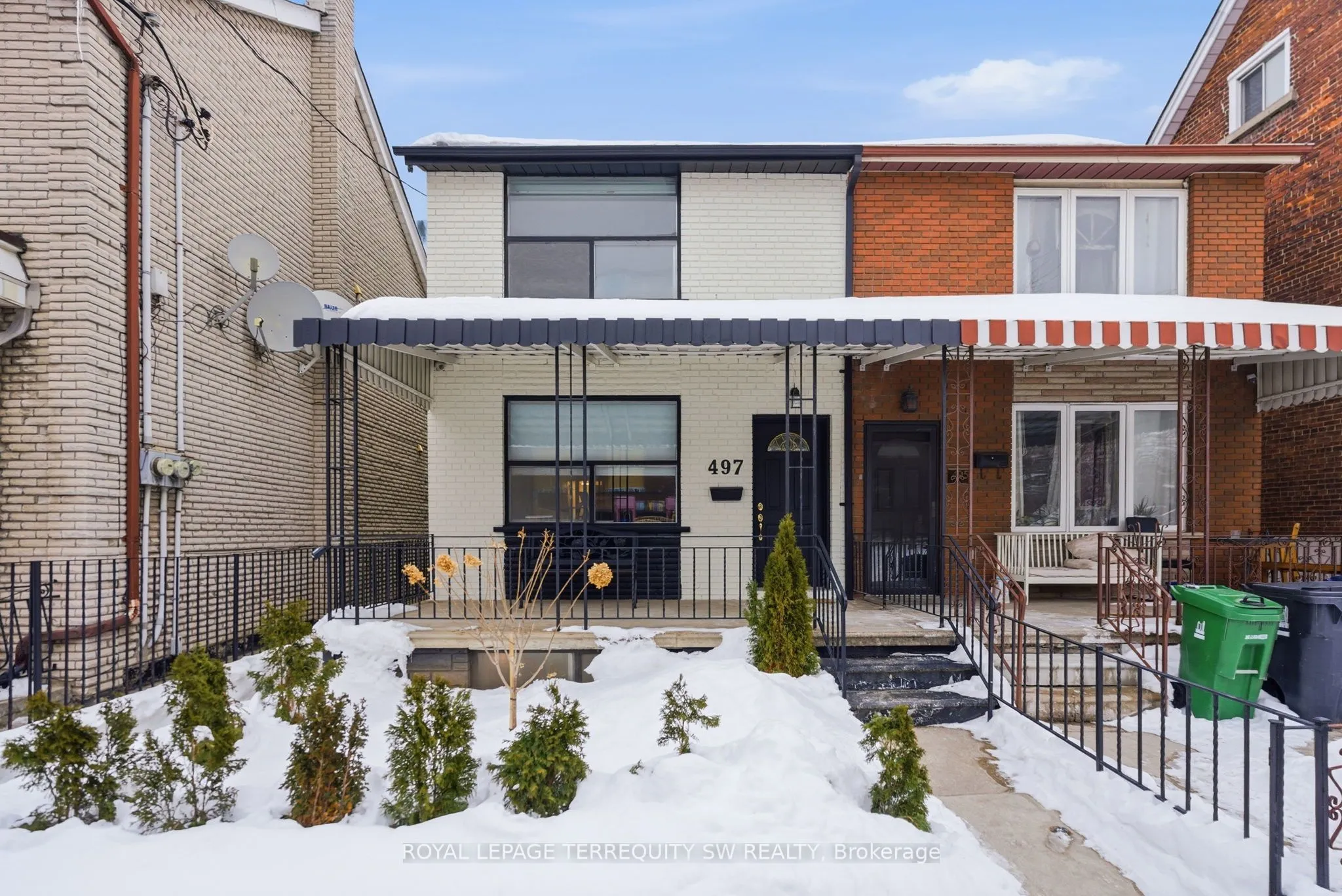 Semi-Detached Home For Lease | C13587386