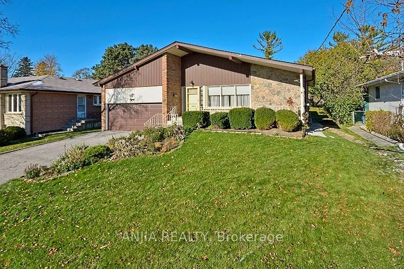 Detached Home For Lease | C13588132