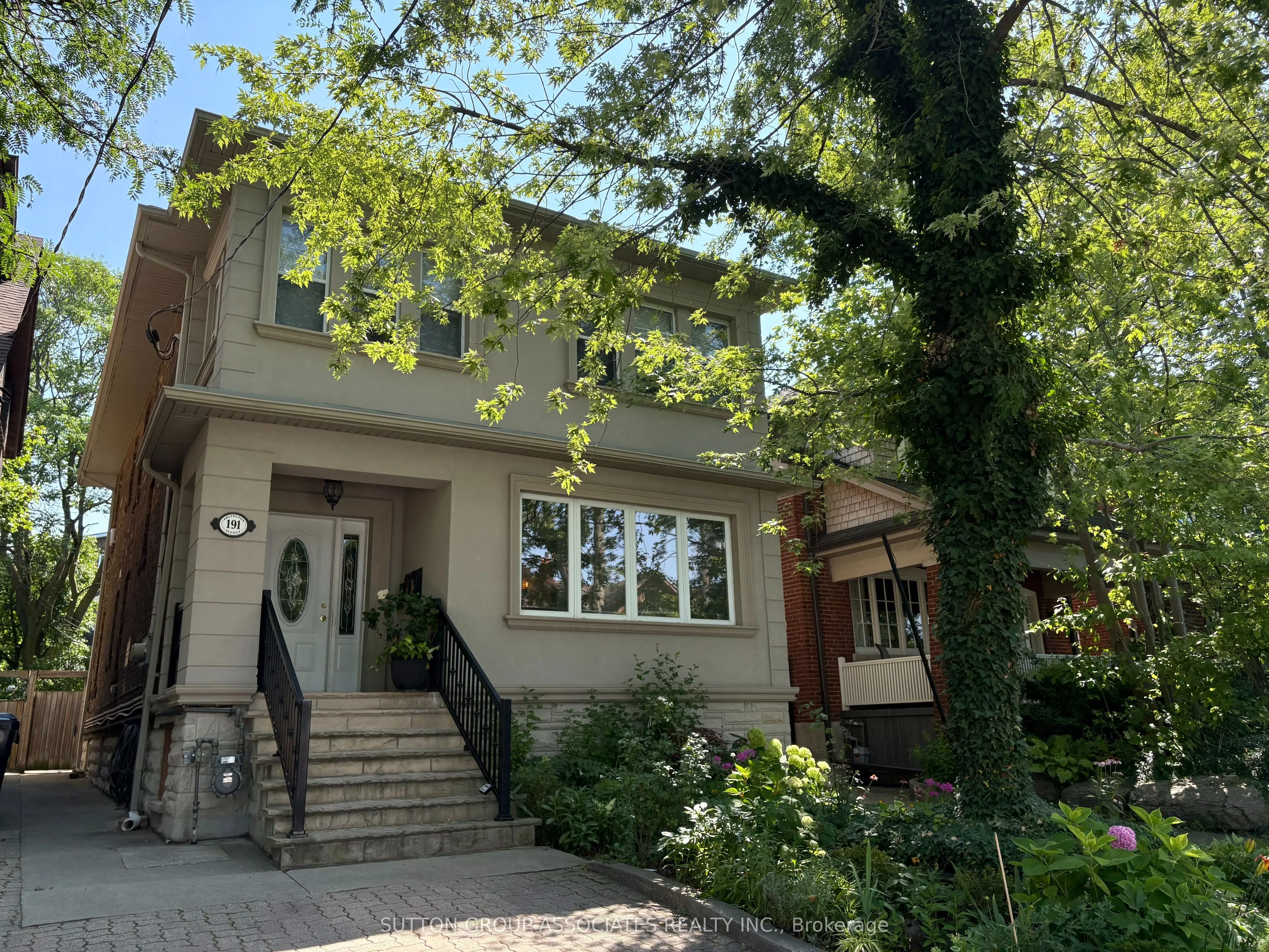 Duplex For Lease | C13589358