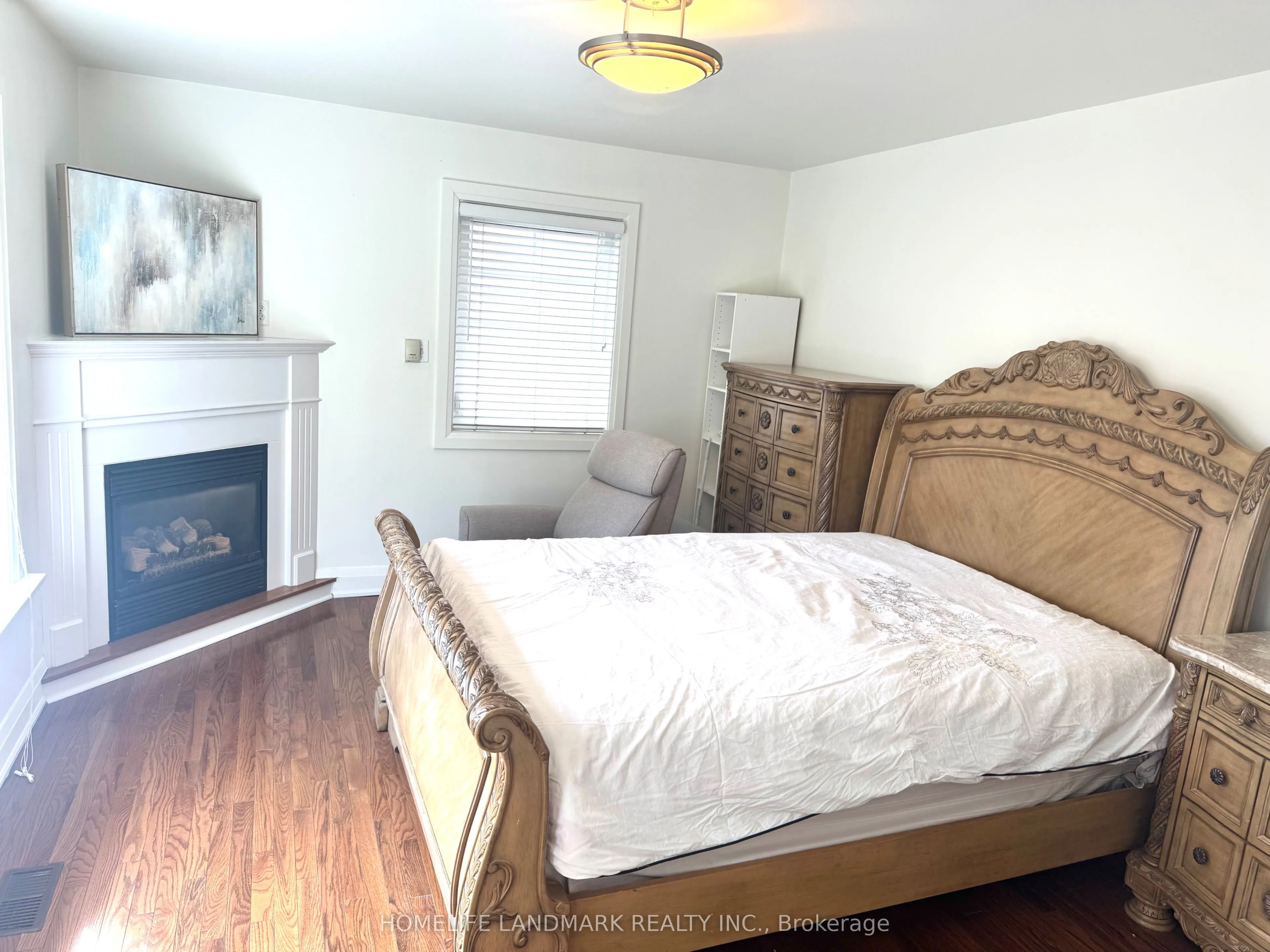 Detached Home For Lease | C13591406