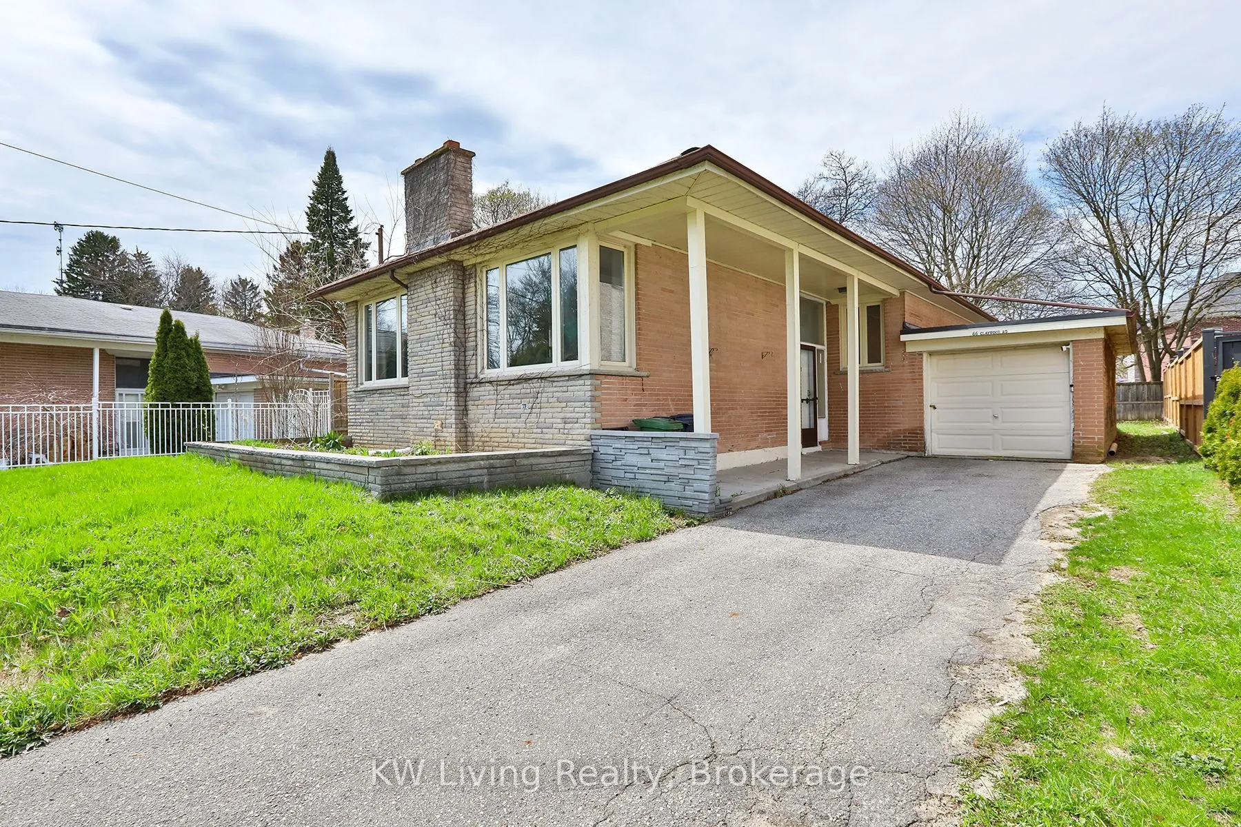 Detached Home For Sale | C13597670