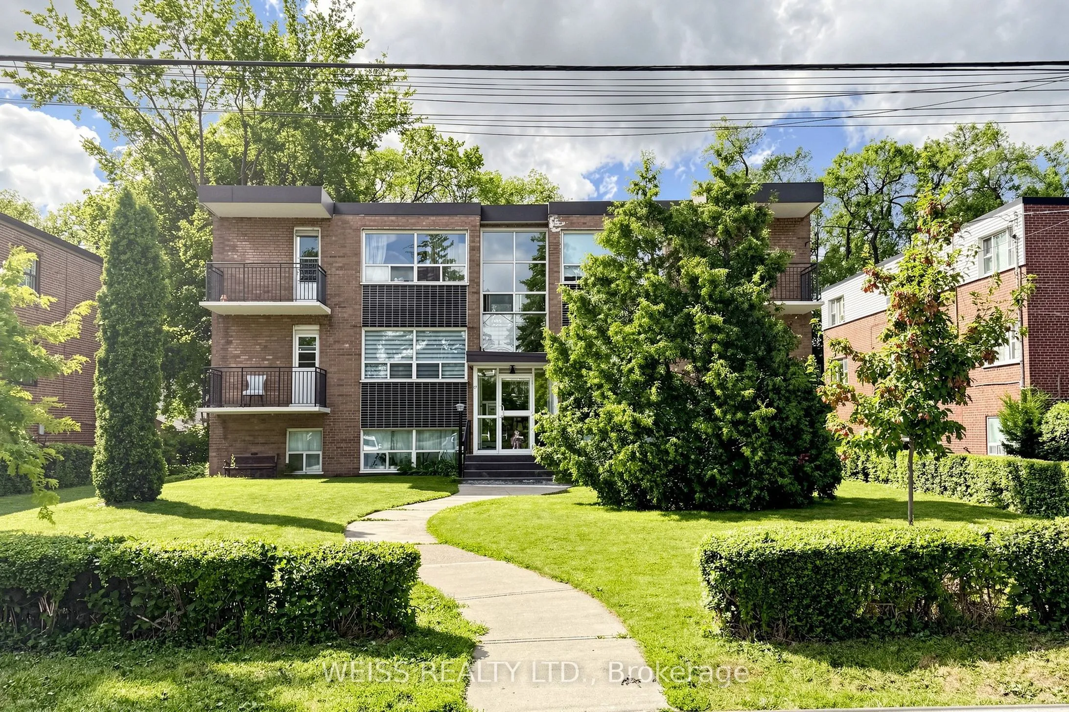 Multiplex For Lease | C13597746