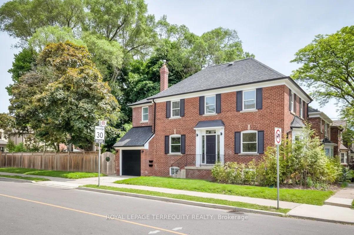 Detached Home For Lease | C13601814