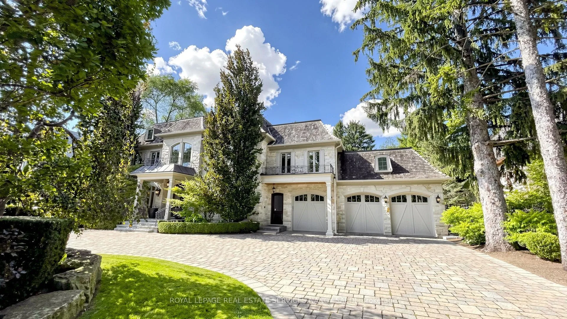 Detached Home For Sale | C13612142