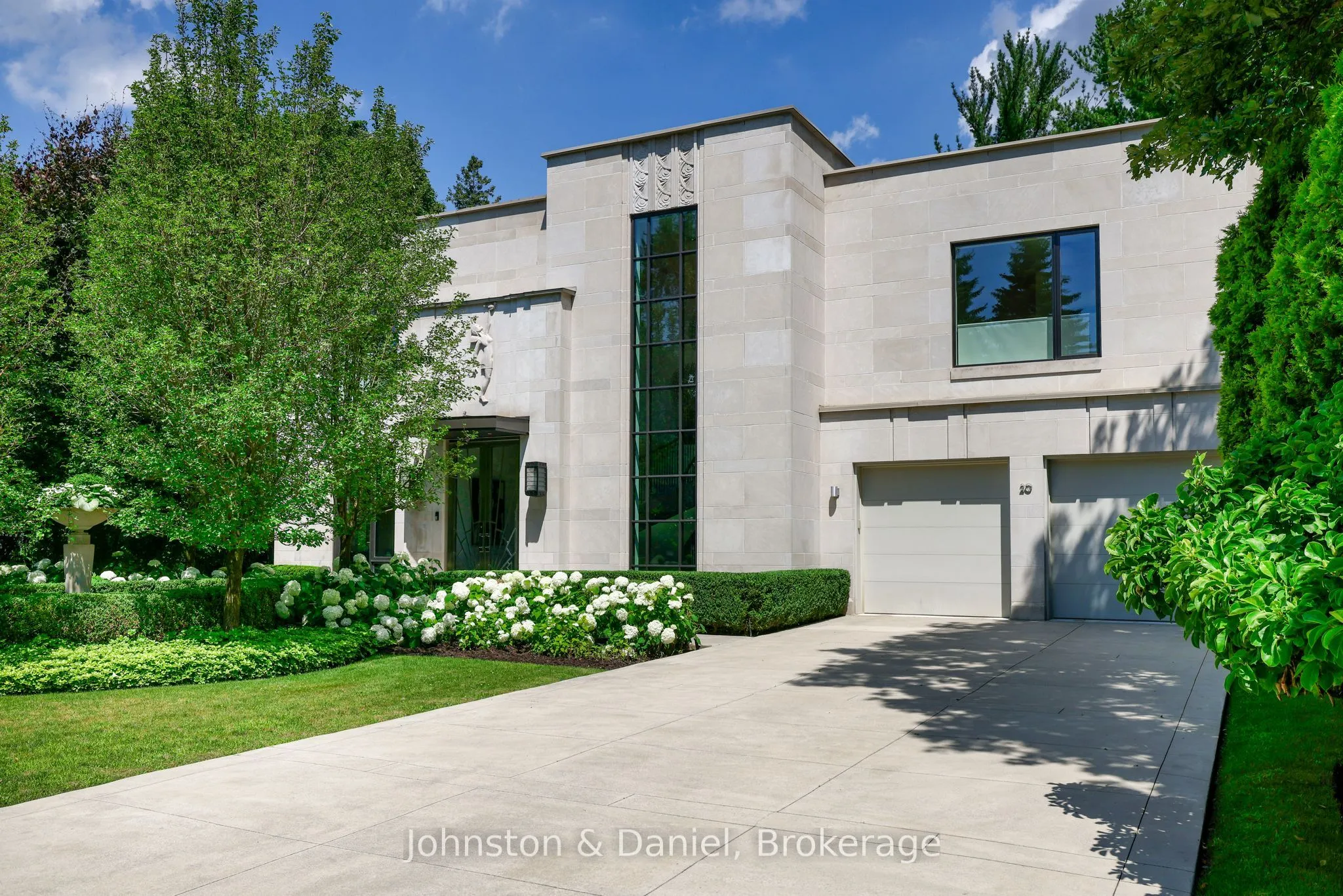 Detached Home For Sale | C13612618